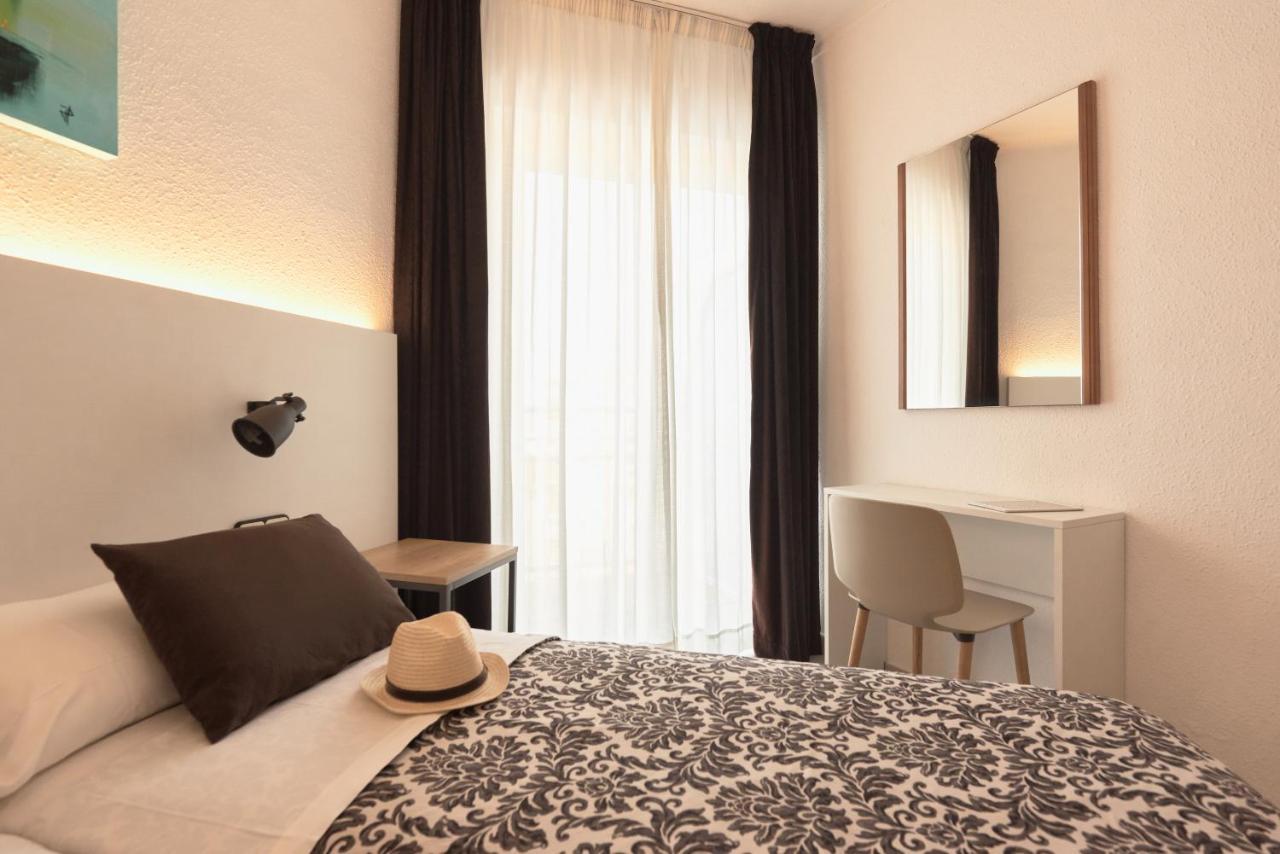 Hotel Miami Калелья Экстерьер фото
