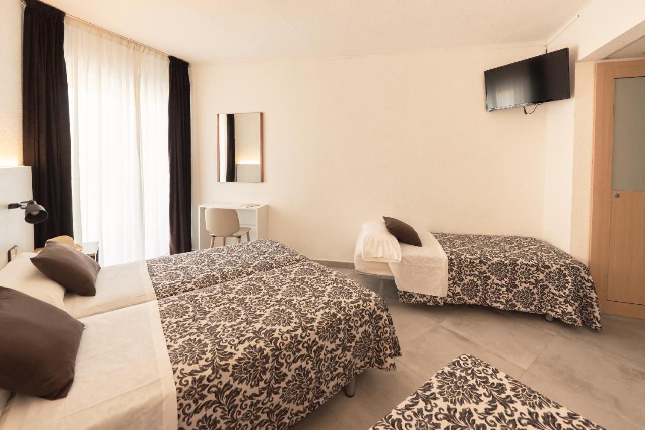 Hotel Miami Калелья Экстерьер фото